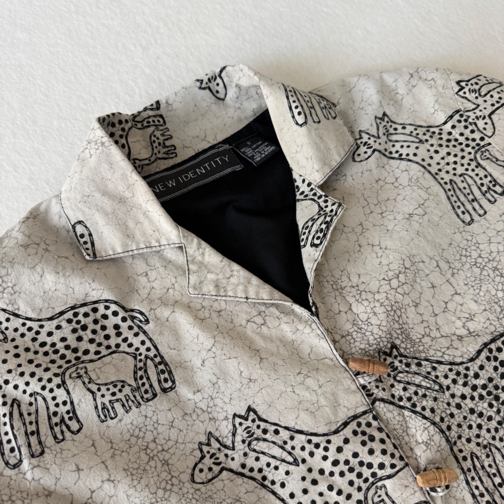 New Identity Giraffe Print Toggle Jacket Womens Small Cream Black Boho